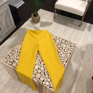 Mustard high-waisted wide-bottomed pants